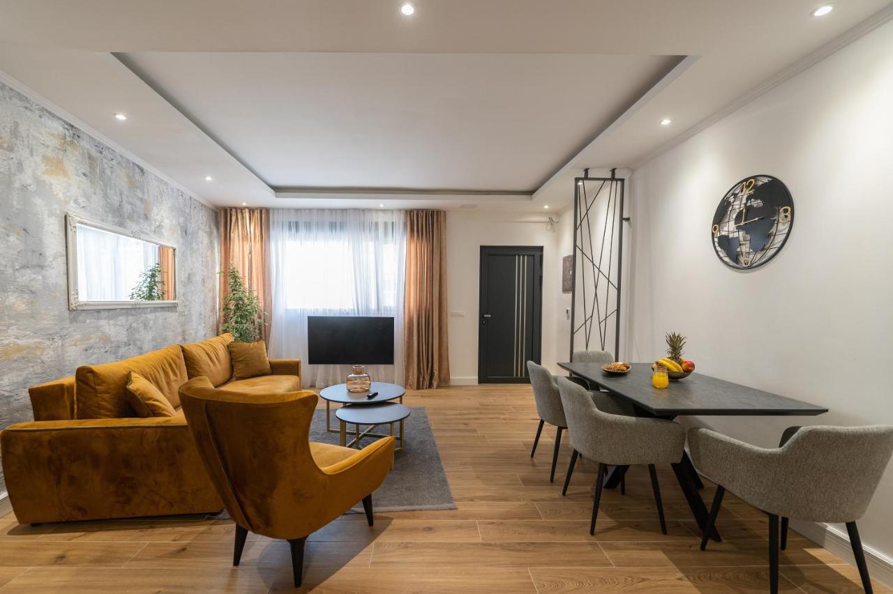 Apartma Petra & Rustic Makarska